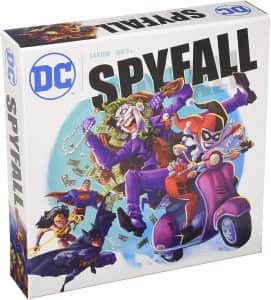 Spyfall de DC en inglés - Juegos de mesa de Batman de DC - Los mejores juegos de mesa de Batman de DC