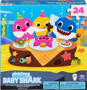 Puzzle de Baby Shark de 24 piezas de Cardinal - Los mejores puzzles de Baby Shark de dibujos animados